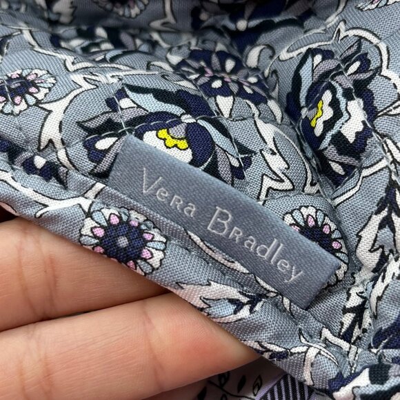 Vera Bradley Gray Recycled Cotton Plaza Tile Pattern Grand Hanging Travel Organi - Picture 12 of 13